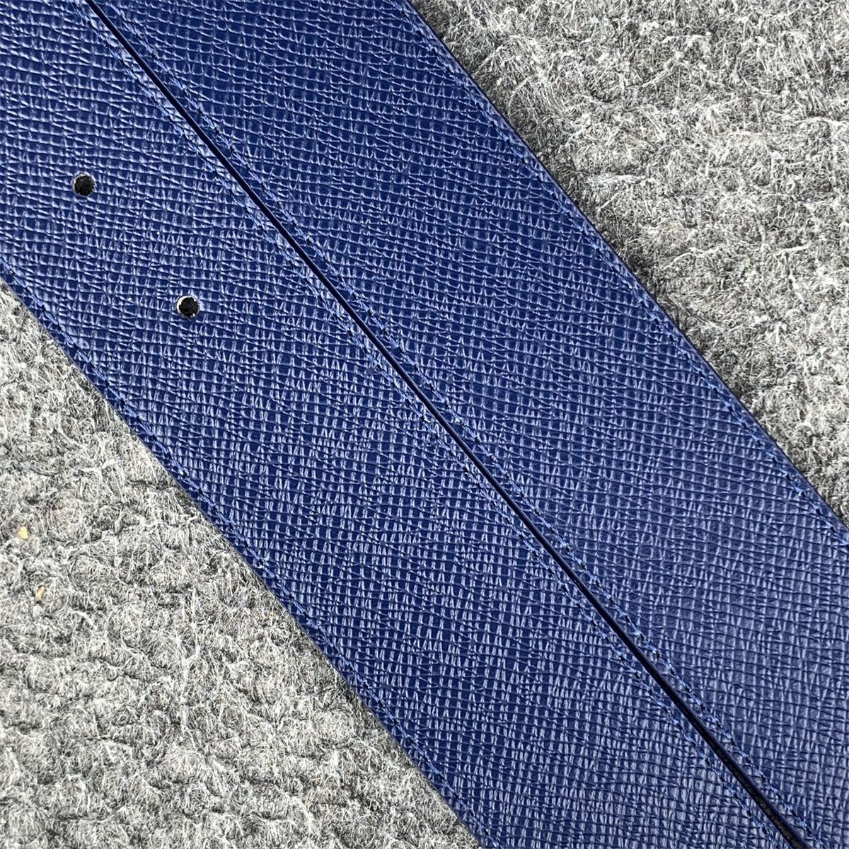 LV Initials 40mm Reversible Belt ‘Blue’