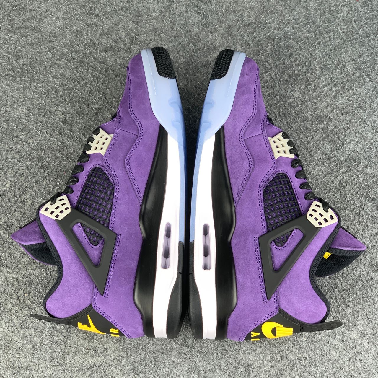 (Early Look) Air Jordan 4 Retro ‘Lakers’