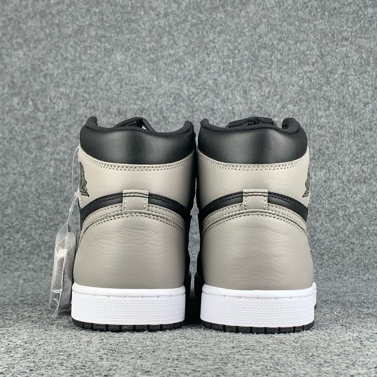 Air Jordan 1 Retro High OG 'Shadow' 2018