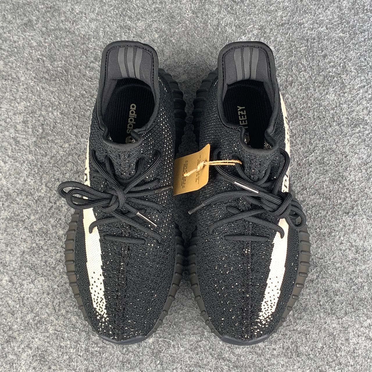 Yeezy Boost 350 V2 'Oreo'