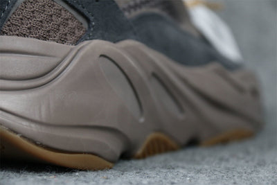 Yeezy Boost 700 V2 'Mauve'