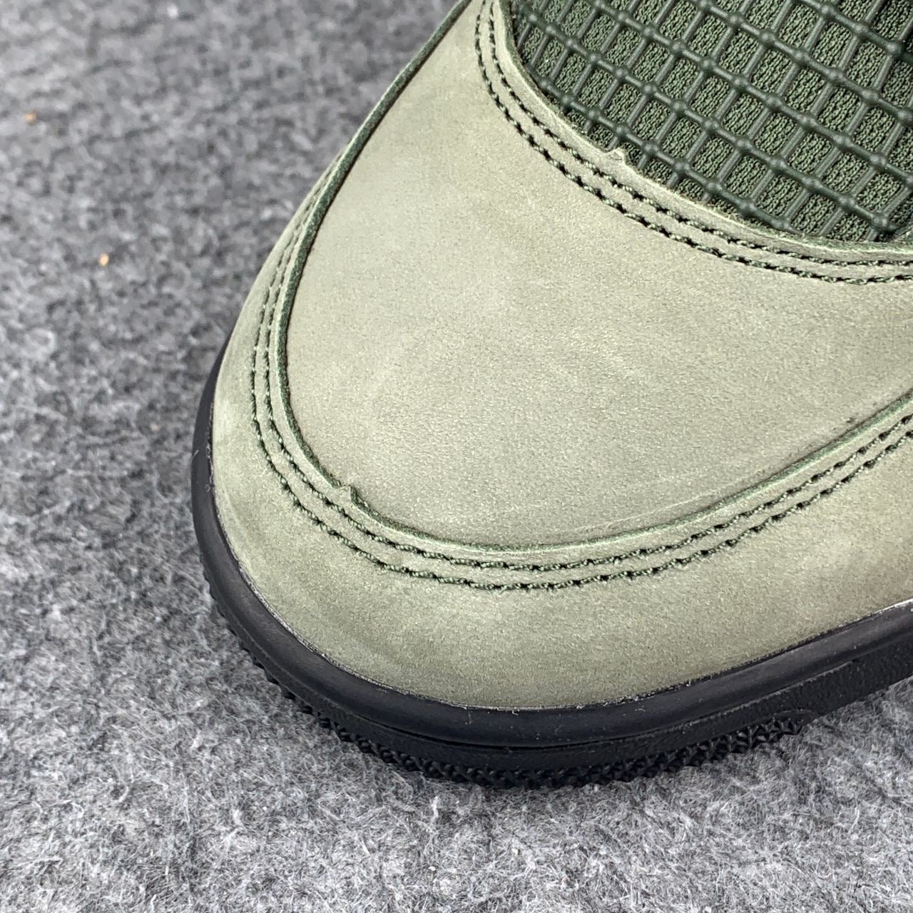 Undefeated x Air Jordan 4 Retro 2025