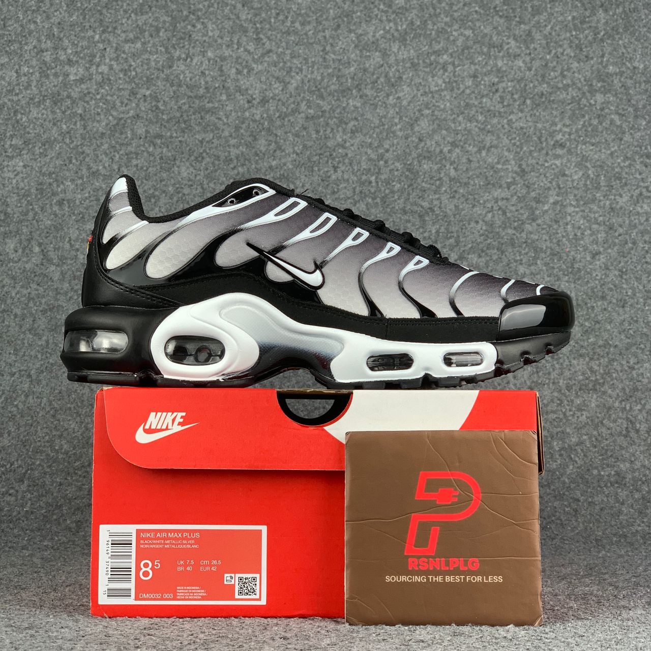 Air Max Plus 'Black Metallic Silver'