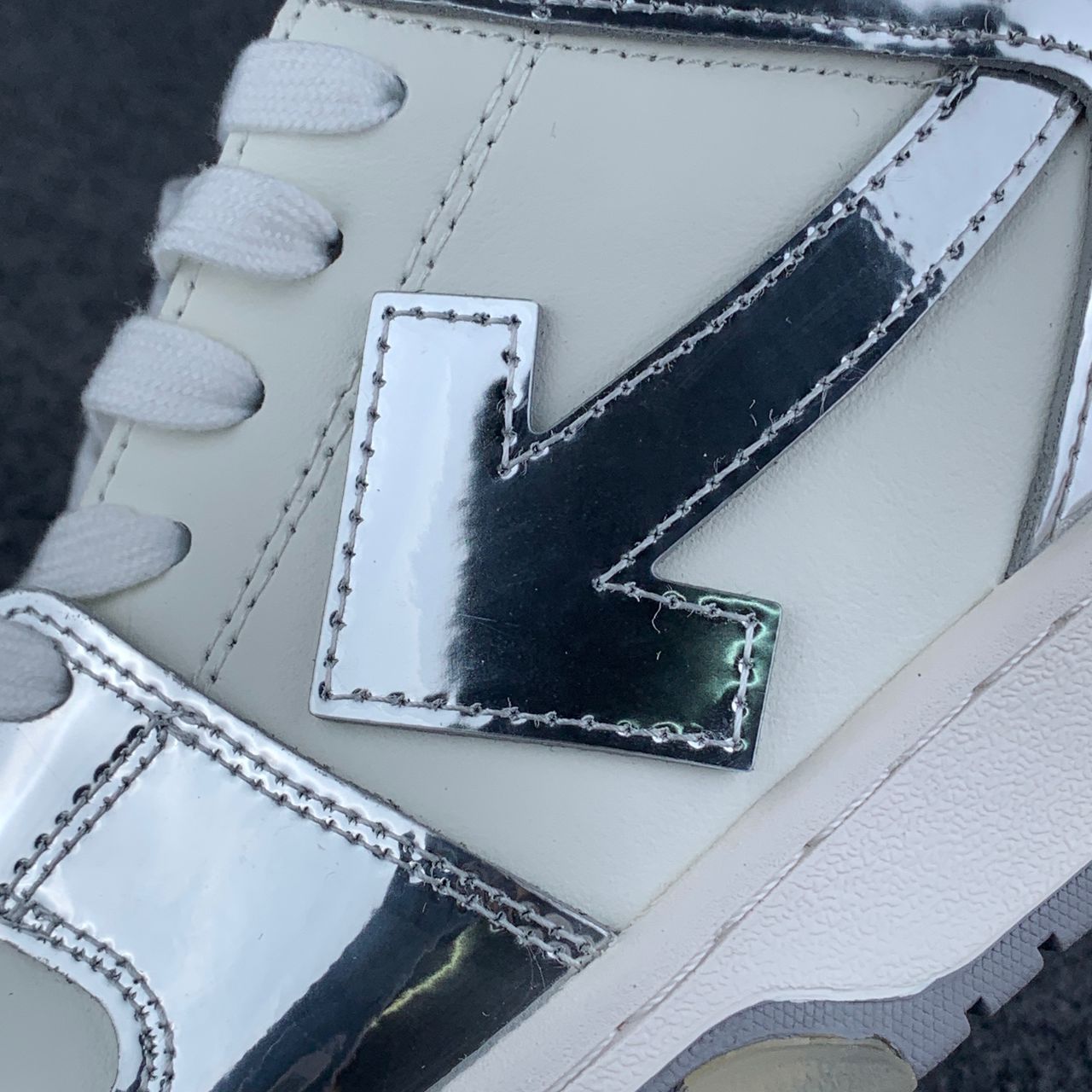 Off-White Out of Office 'Mirror Silver'