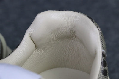 Rhyton 'Grey Monogram'