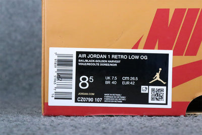 Air Jordan 1 Retro Low OG 'Rookie of the Year'