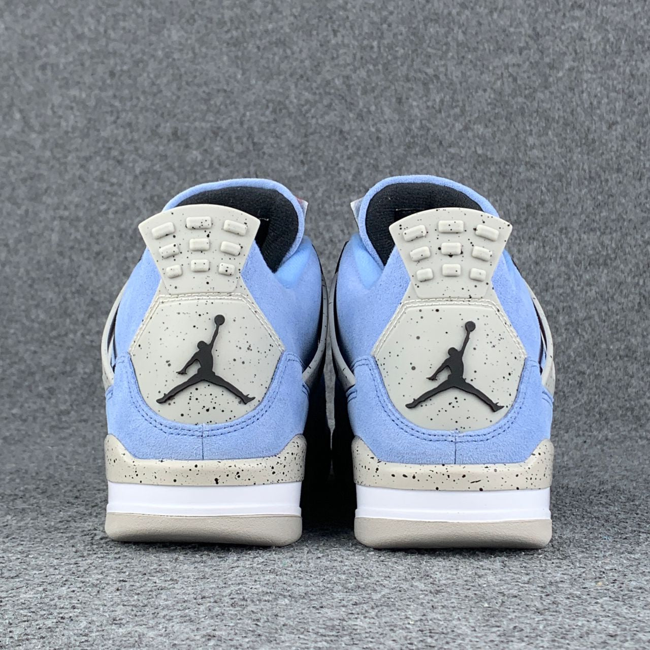 Air Jordan 4 Retro University Blue