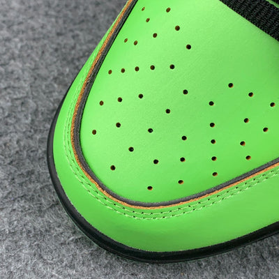 The Powerpuff Girls x Dunk Low Pro SB QS 'Buttercup'
