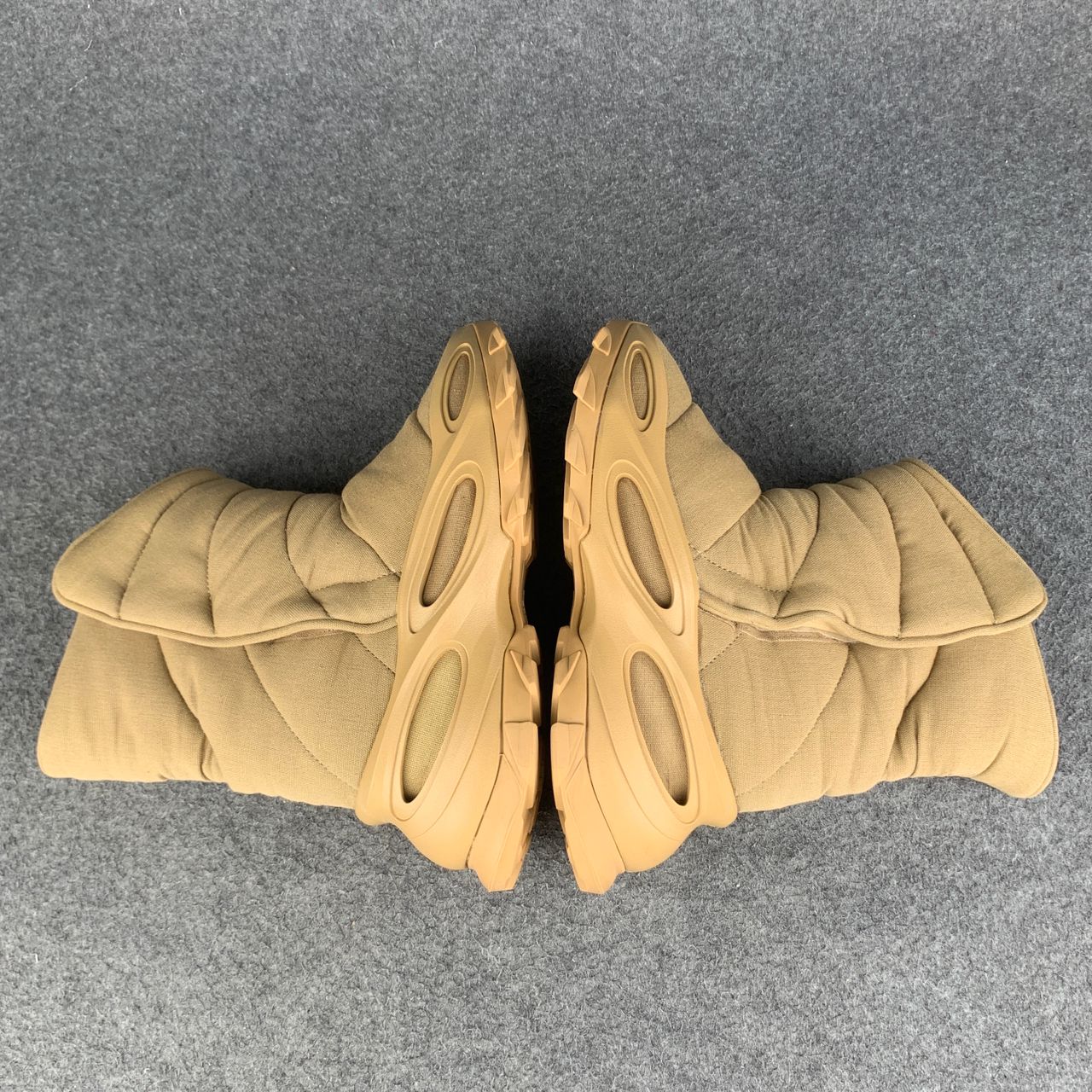 Yeezy NSLTD Boot 'Khaki'