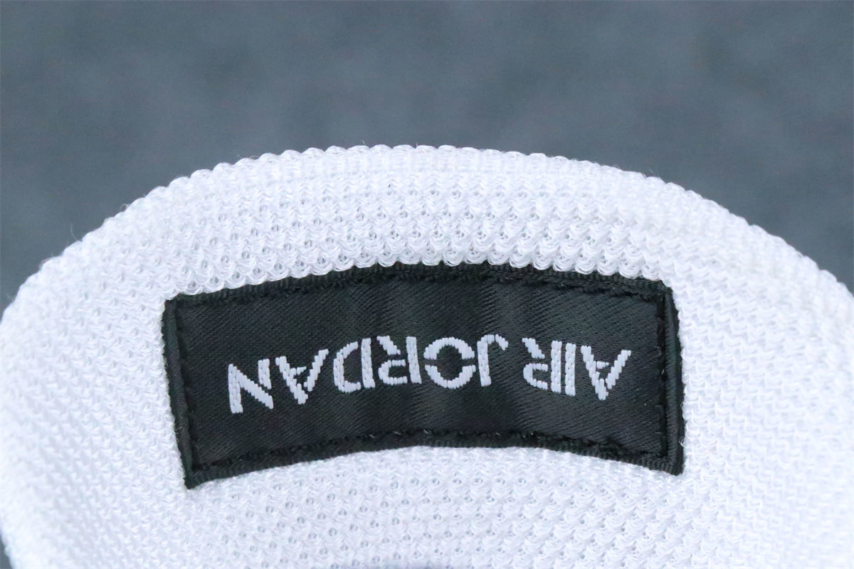 Air Jordan 4 Retro 'Doernbecher'