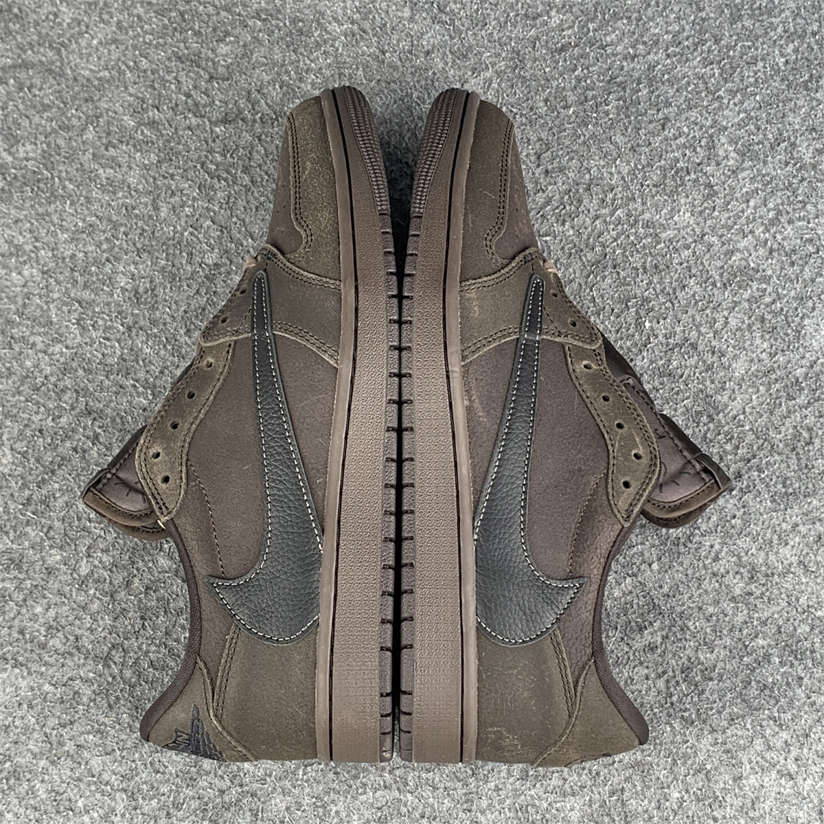 Travis Scott x Air Jordan 1 Retro Low OG SP 'Velvet Brown' (B Grade Version)