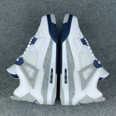 Air Jordan 4 Retro 'Midnight Navy'