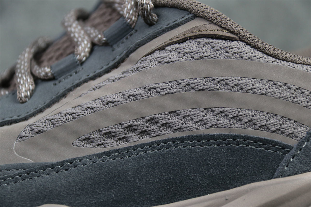 Yeezy Boost 700 V2 'Mauve'