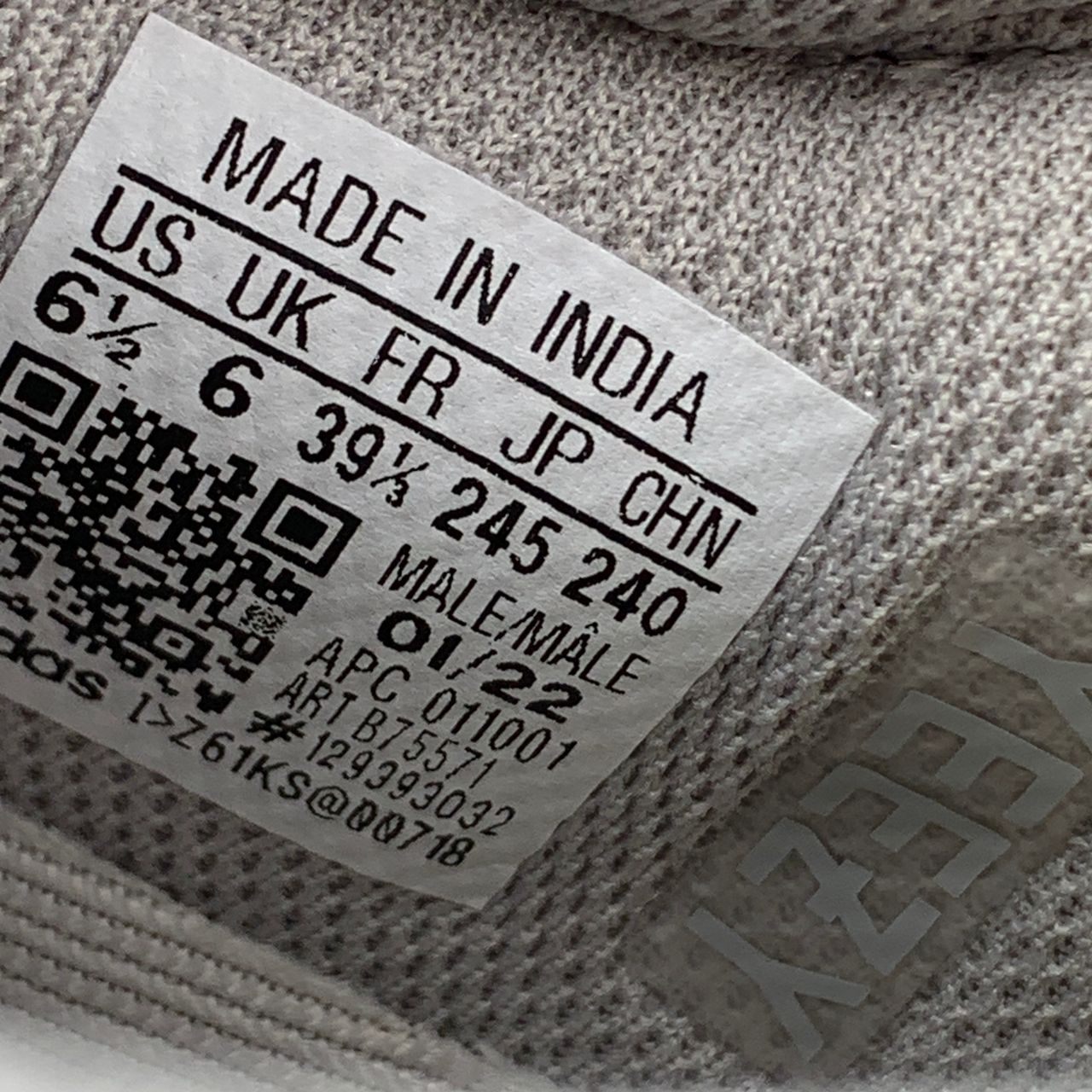 Adidas Yeezy Boost 700 'Wave Runner'