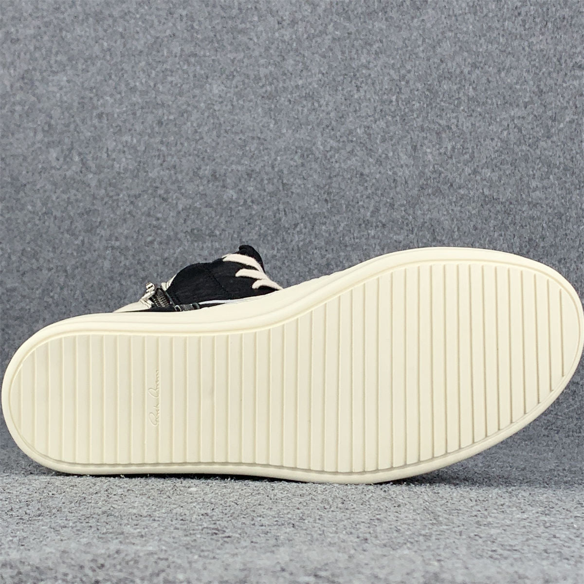 Rick Owens Strobe Geobasket High 'Black Milk'