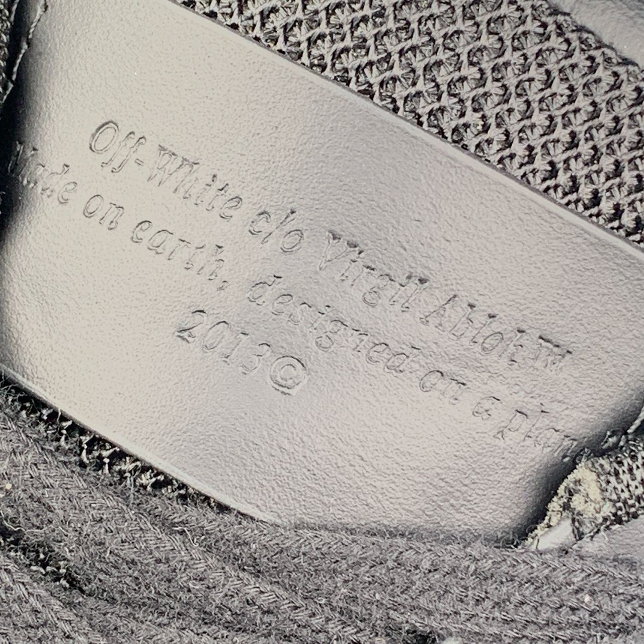 Off-White Out Of Office 'For Walking - Black White'