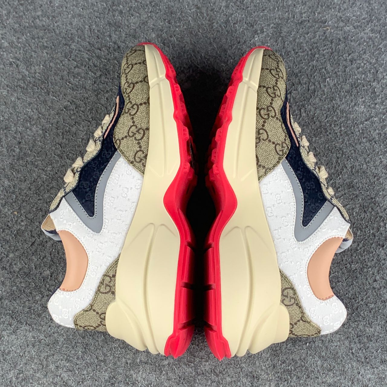 Wmns GG Rhyton 'Beige White Pink'