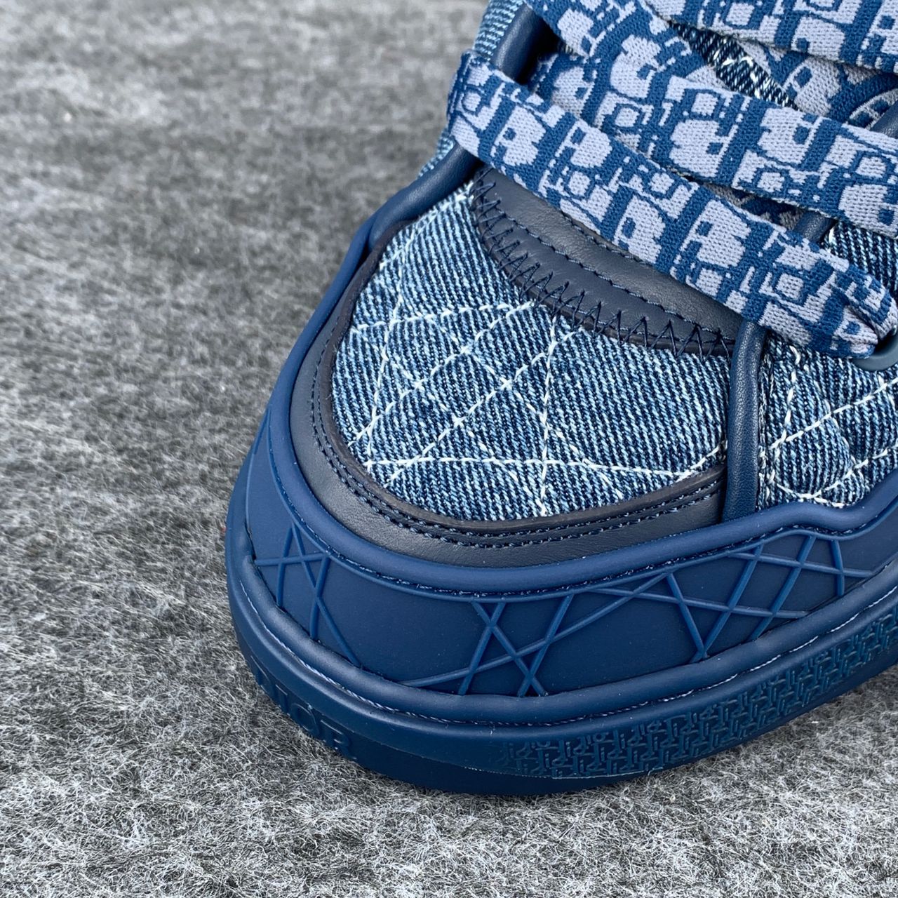 Dior B9S Skater Sneaker ‘Blue’ – Prsnlplg