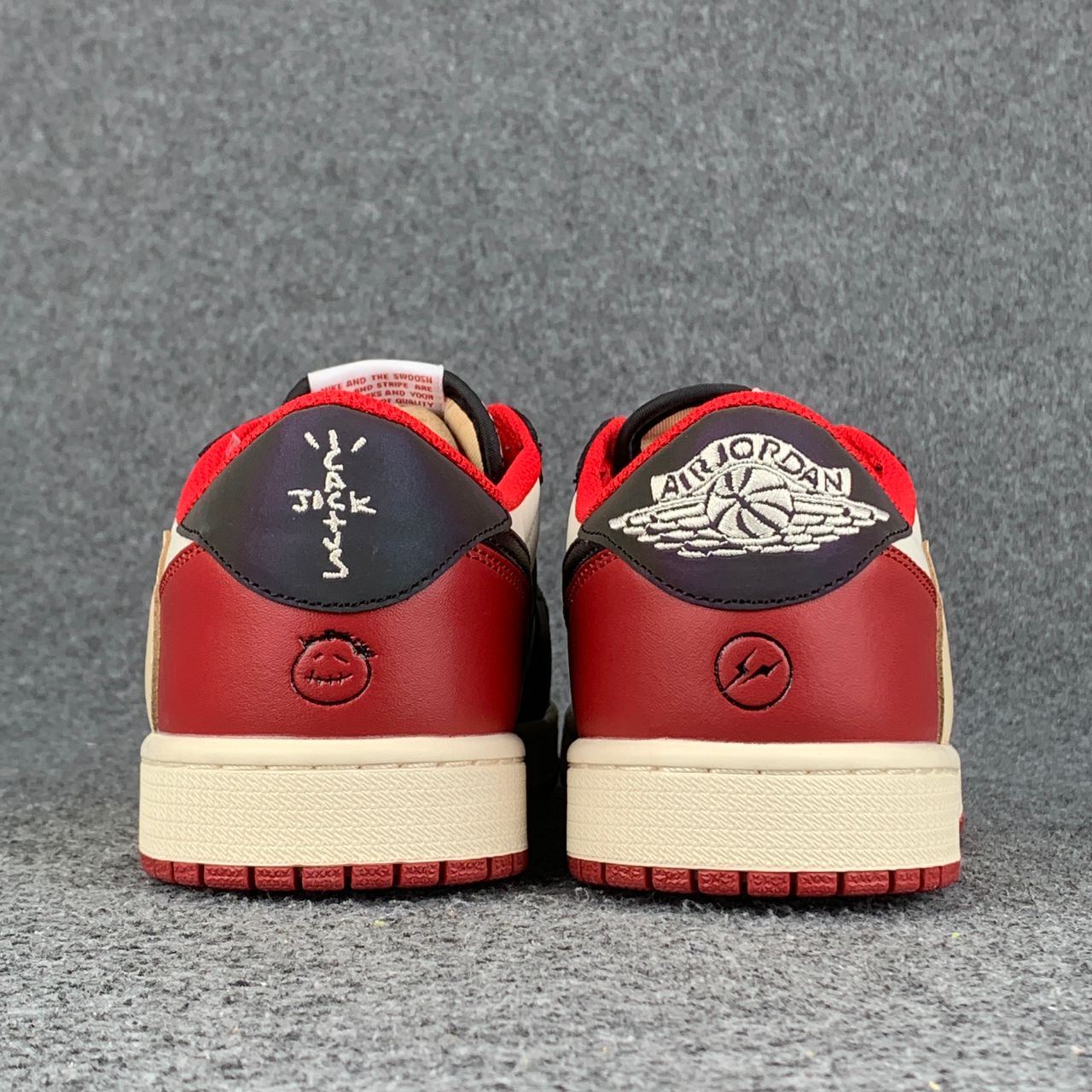 (CUSTOM) Air JORDAN 1 LOW 'BLACK RED'