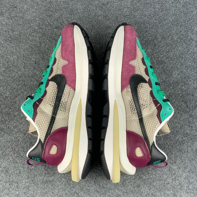 sacai x VaporWaffle SP 'Villain Red'