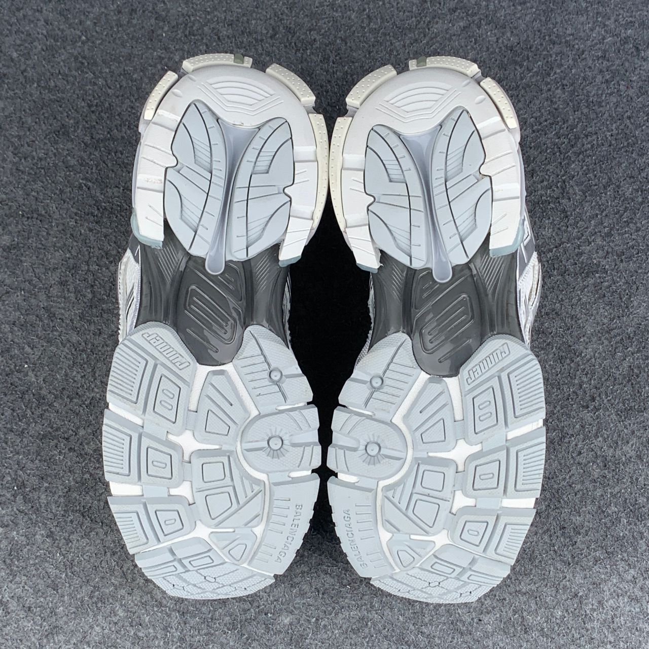 Balenciaga Wmns Runner Sneaker 'White Silver'