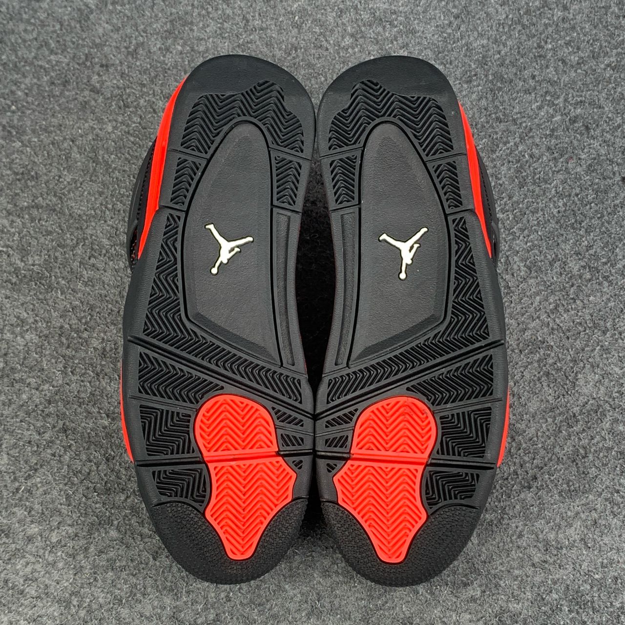 Air Jordan 4 Retro 'Red Thunder'