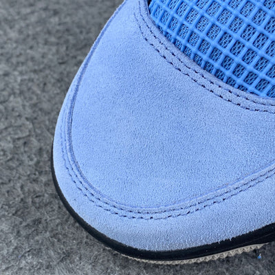 Air Jordan 4 Retro University Blue