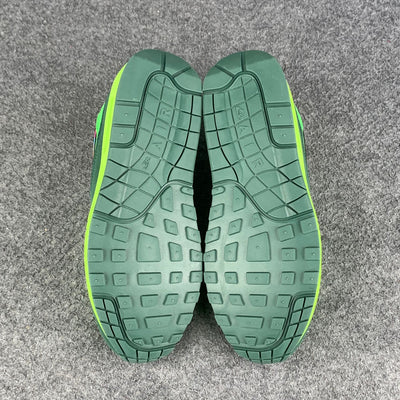 Exemple de Division Street x Tinker Hatfield x Air Max 1 « University of Oregon - Ducks of a Feather » 