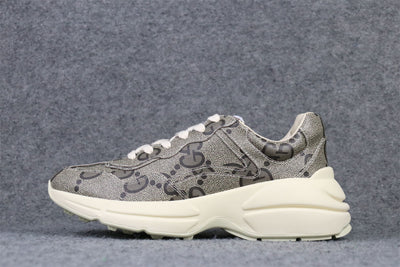Rhyton 'Grey Monogram'