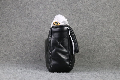 CC 19 Large Flap Handbag Black