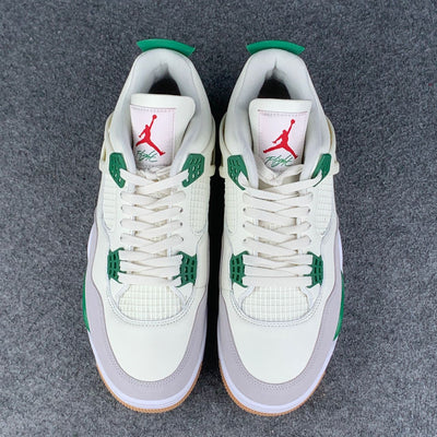Nike SB x Air Jordan 4 Retro SP 'Pine Green'