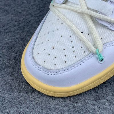 Off-White x Nike Dunk Low 'Lot 01 of 50'