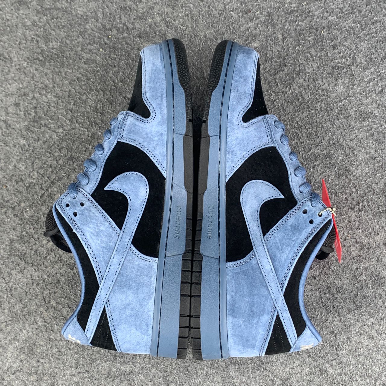 Supreme x Nike Dunk Low SB 'Ocean Fog'