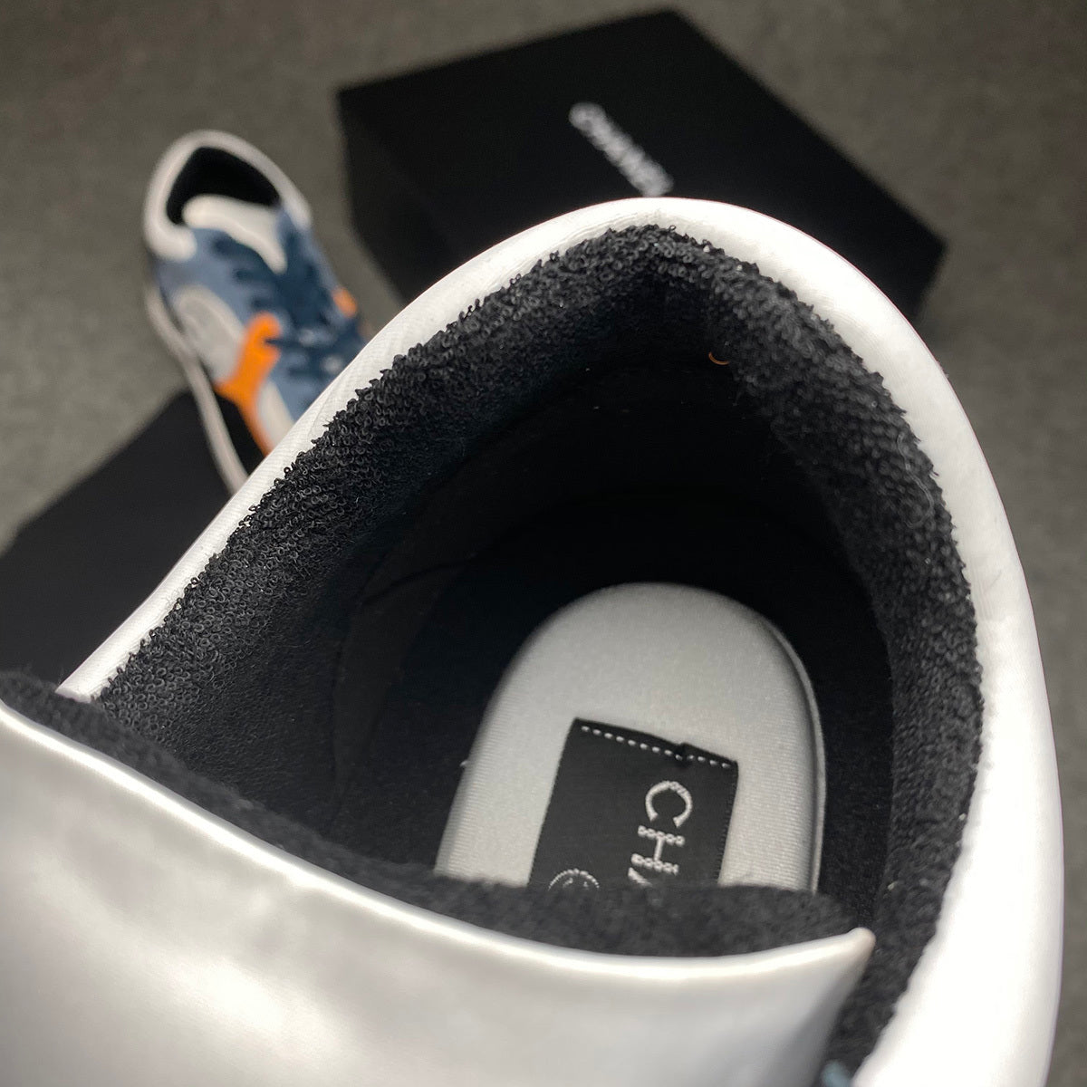 Chanel Wmns Sneaker 'White Navy'