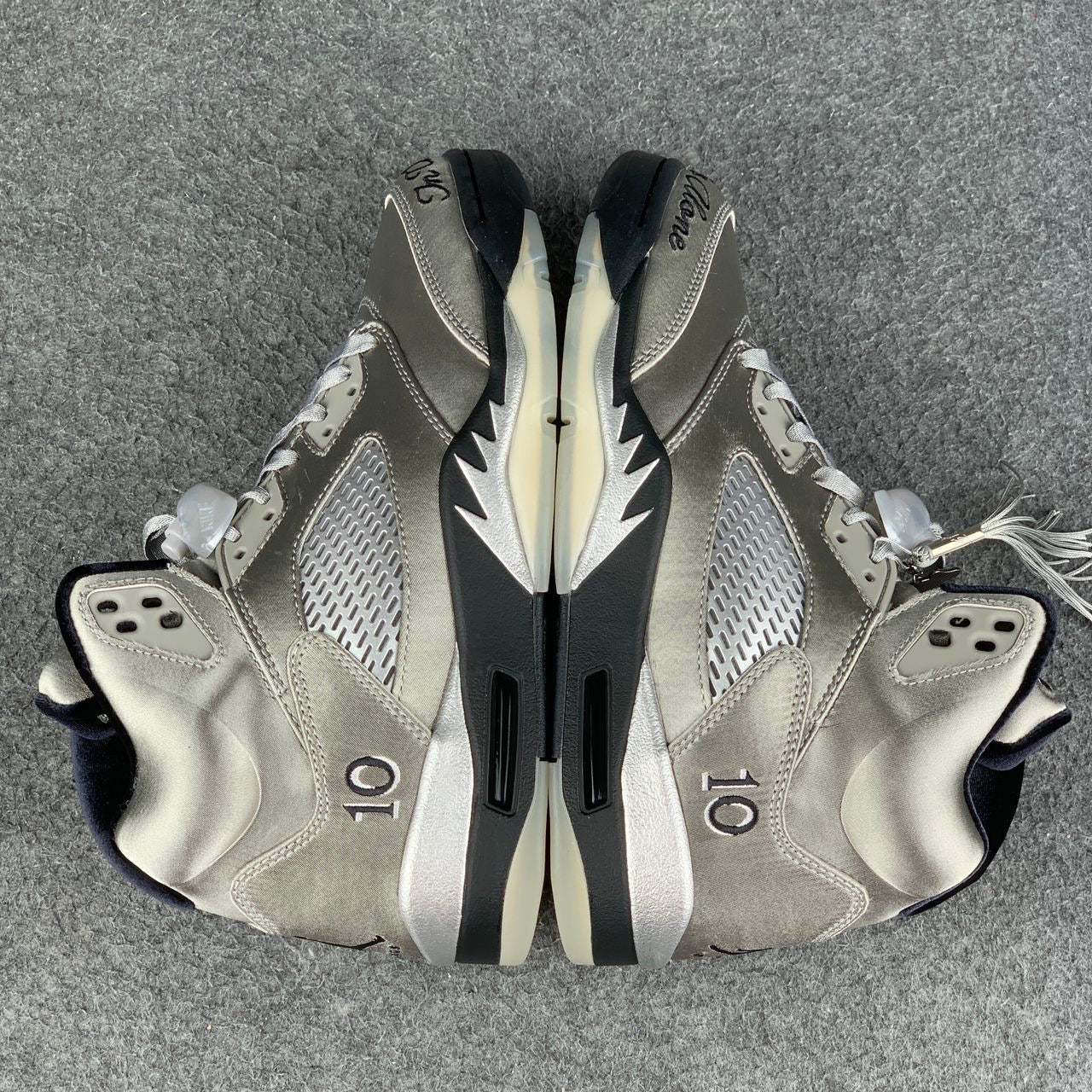 Wmns Air Jordan 5 Retro 'Wings'