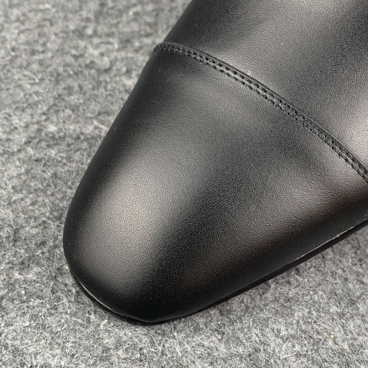 CL Greggo Flat Calf 'Black'