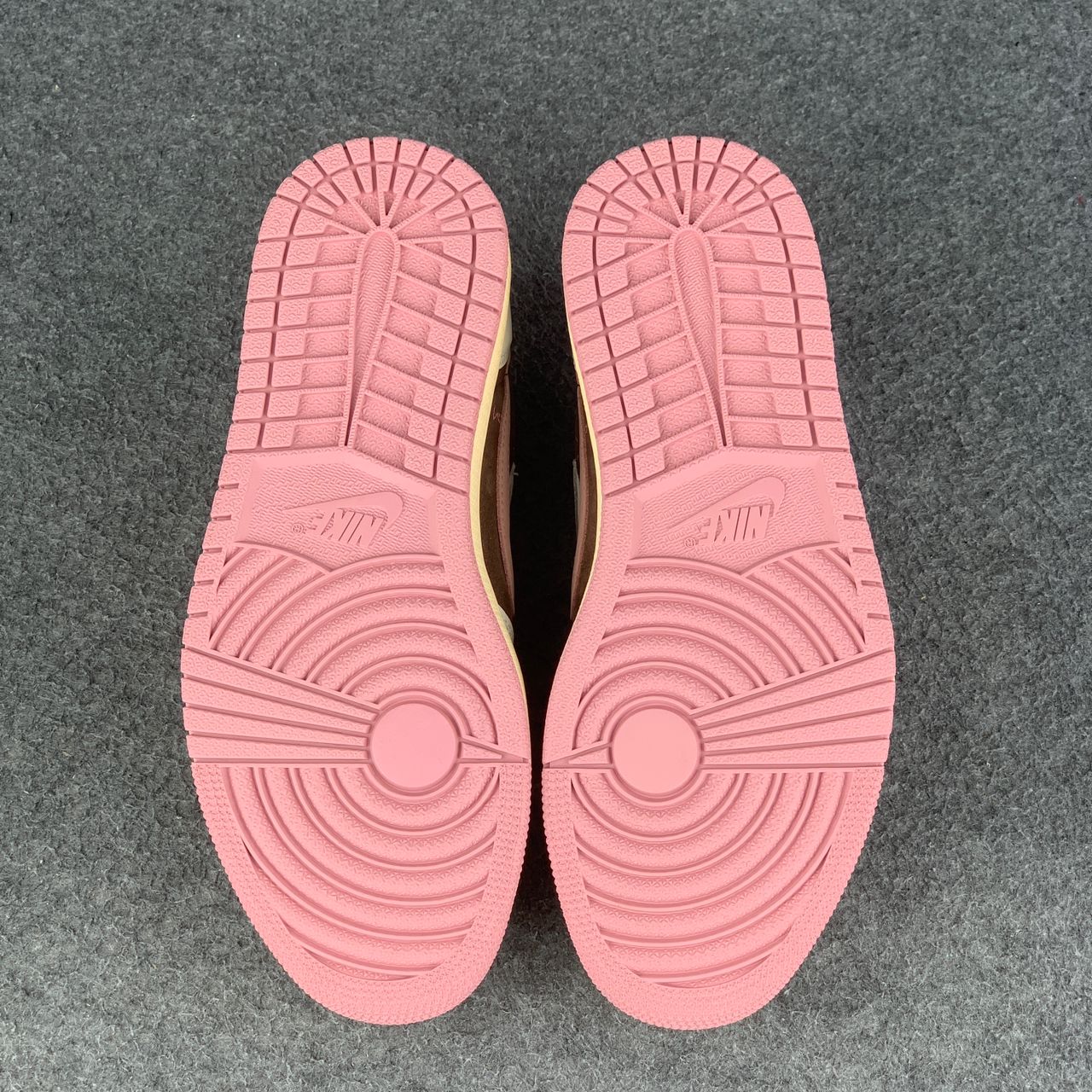 (Custom) Travis Scott x Air Jordan 1 Low OG Wmns 'Dark Pony'