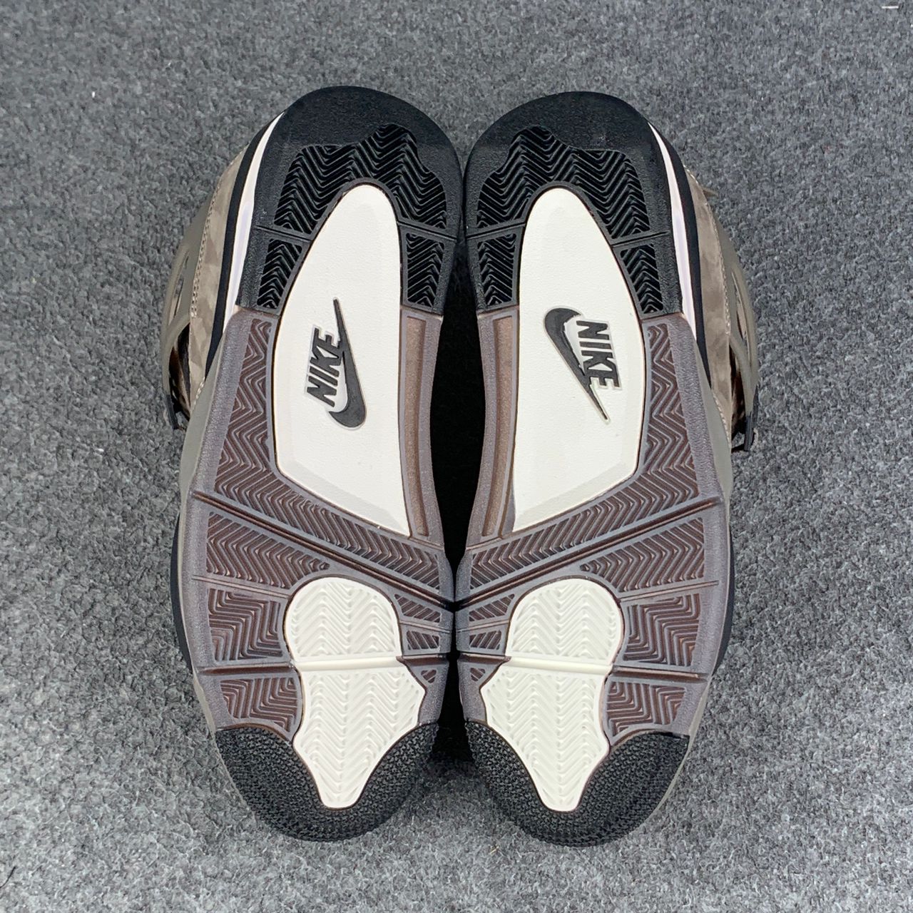 (EARLY LOOK) Air Jordan 4 Retro 'Cave Stone'