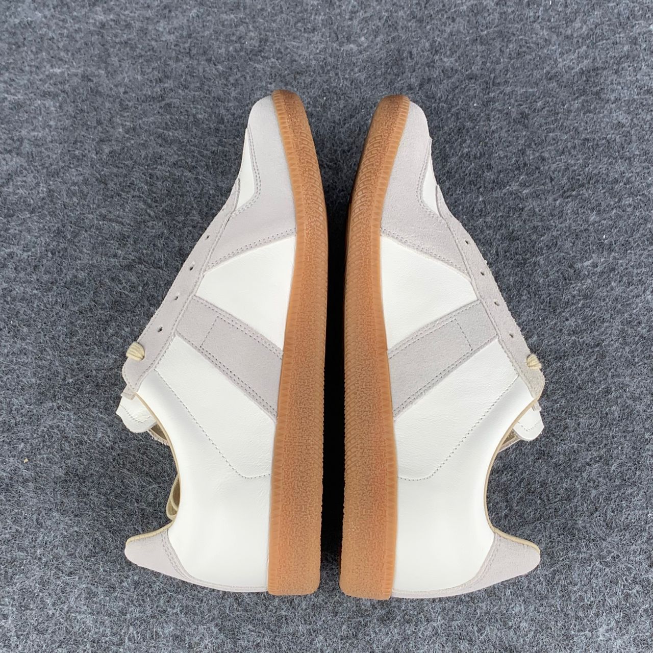 Maison Margiela Replica 'White Grey' 2019 (B-Grade)