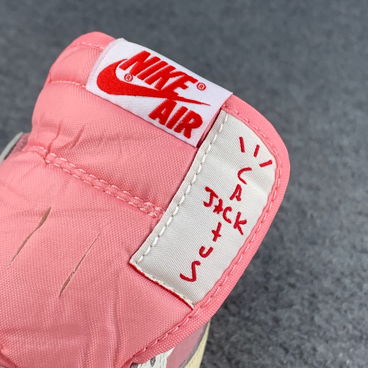 (Early Look) Travis Scott x Air Jordan 1 Low OG SP 'Sail Shy Pink'