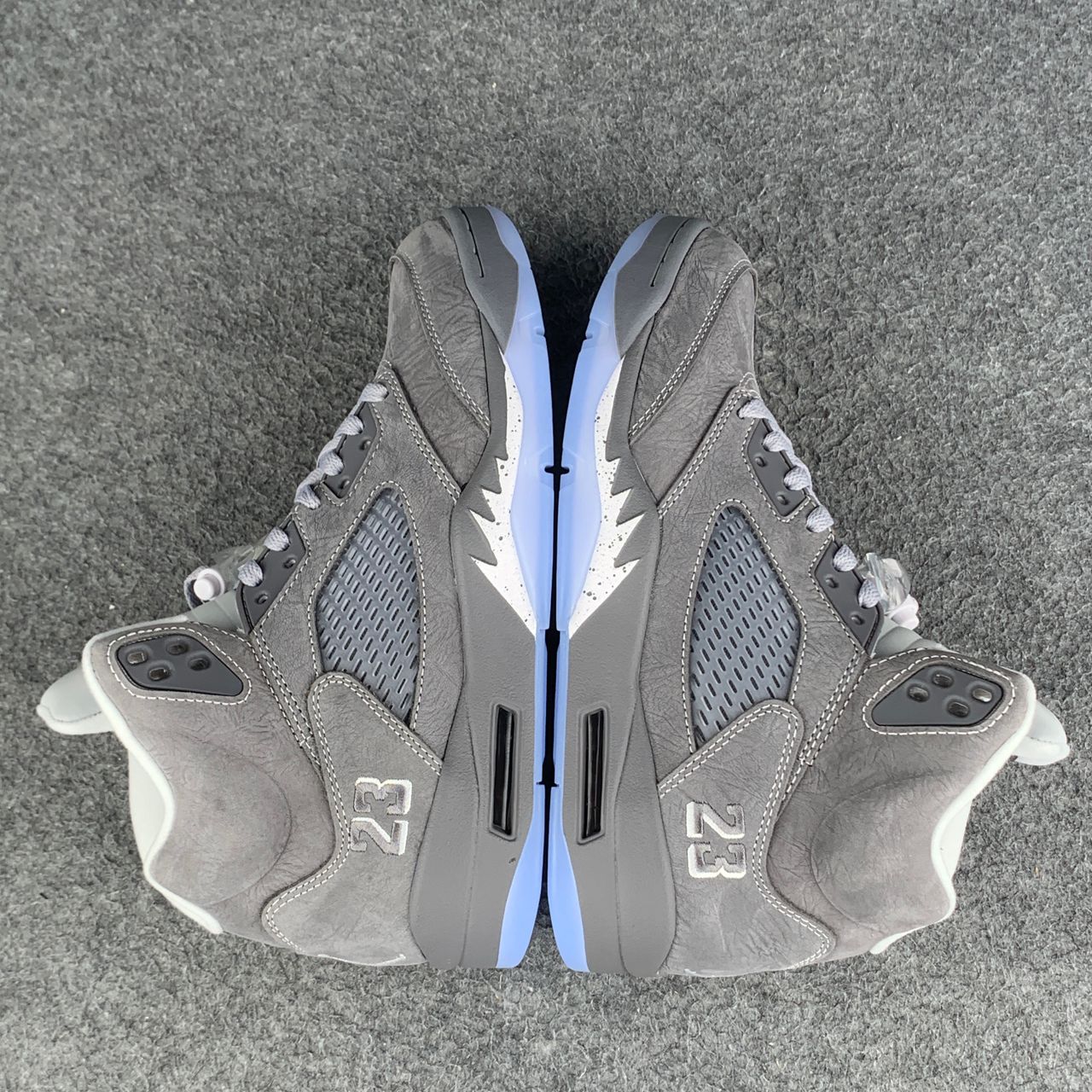 Air Jordan 5 'Wolf Grey' 2026