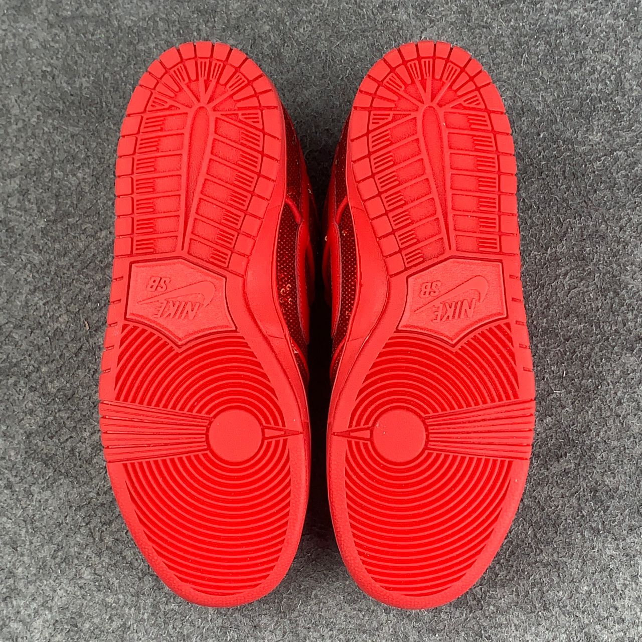 The Wizard of Oz x Dunk Low SB 'Ruby Red Slipper' Friends & Family