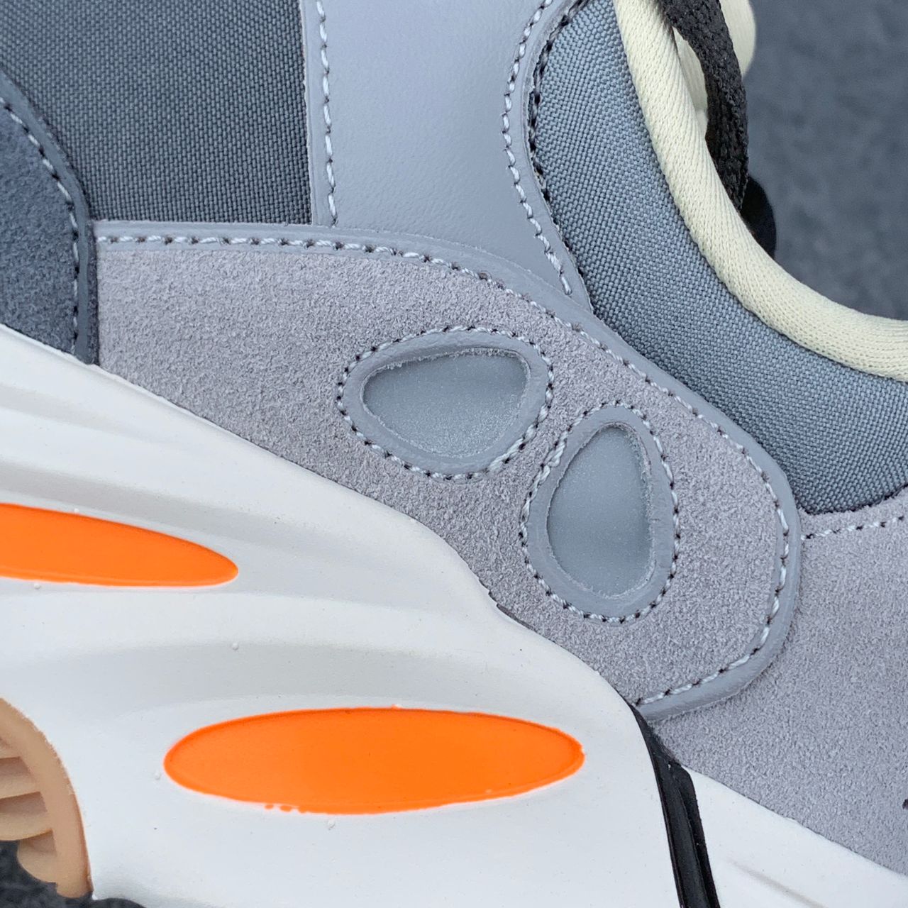 Yeezy Boost 700 'Magnet'