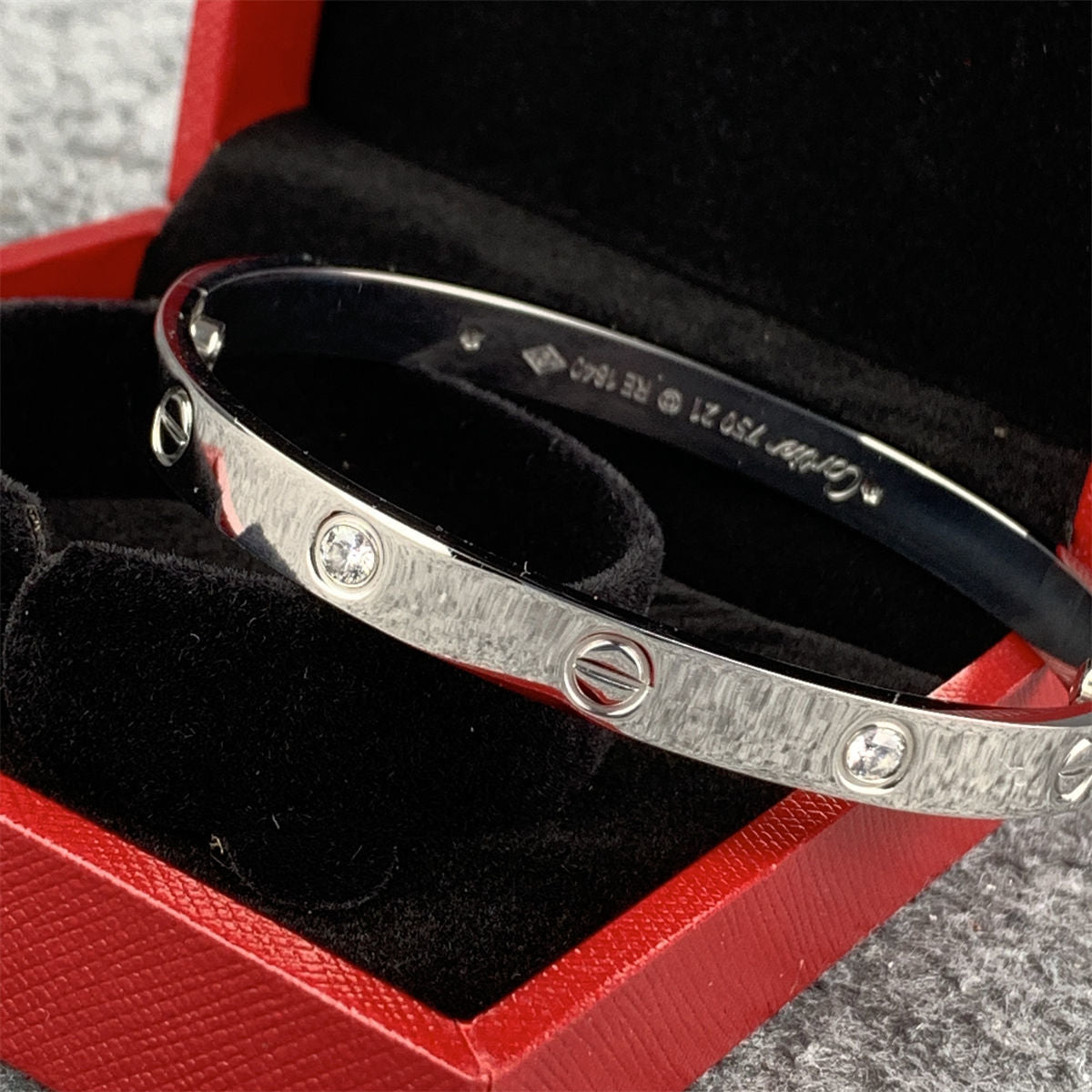 Love Bracelet Plain Design