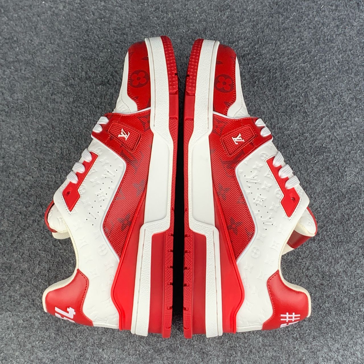 LV Trainer Low '#54 Signature 'Red White'