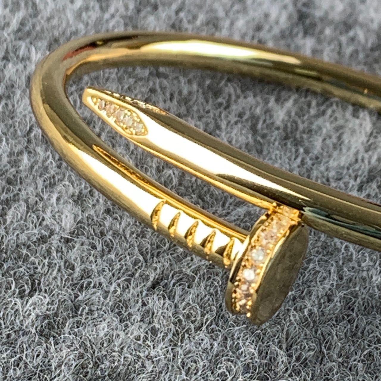 Juste un Clou Bracelet in Yellow Gold with Diamonds