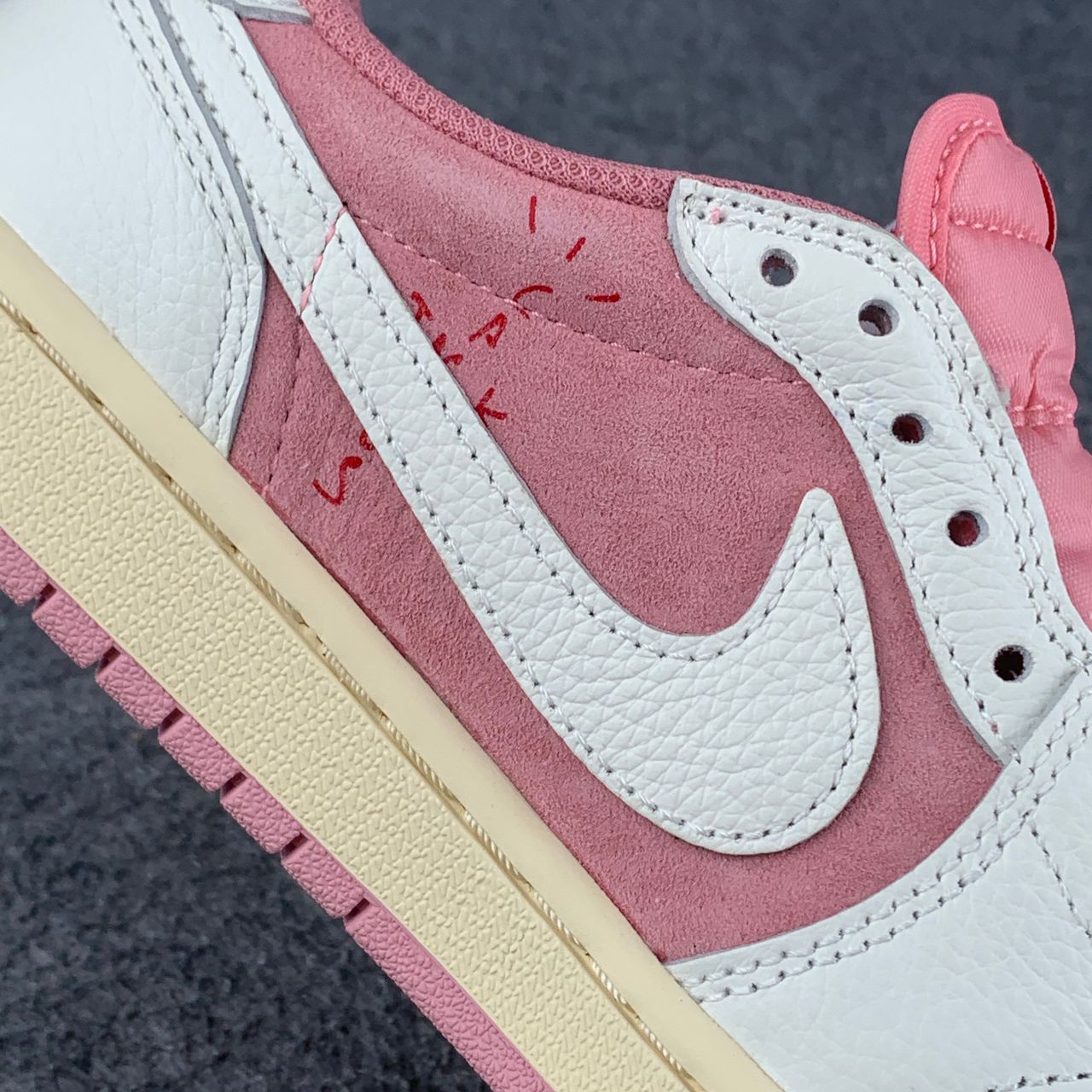 (Early Look) Travis Scott x Air Jordan 1 Low OG SP 'Sail Shy Pink'
