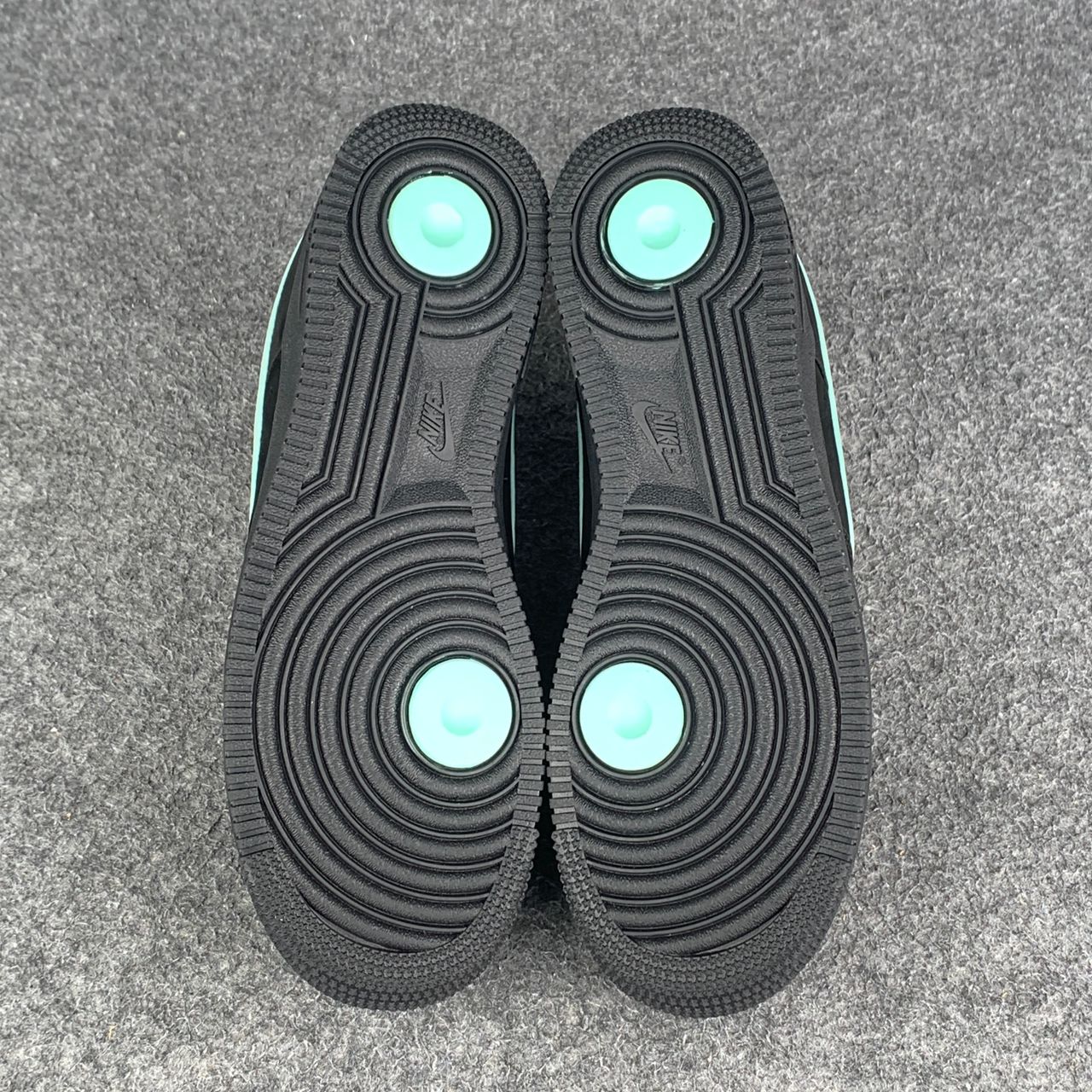 Tiffany & Co. x Air Force 1 Low '1837'