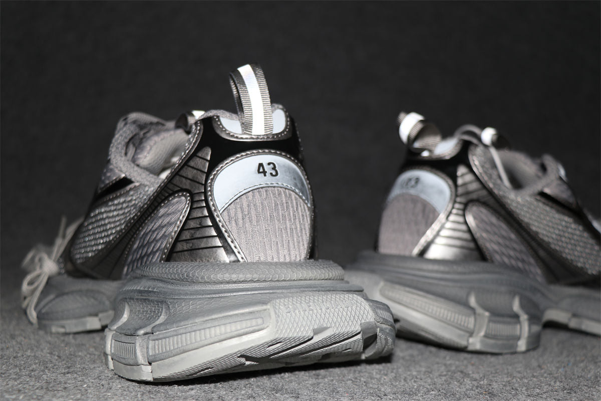 Balenciaga Wmns 3XL Sneaker 'Worn-Out - Grey'