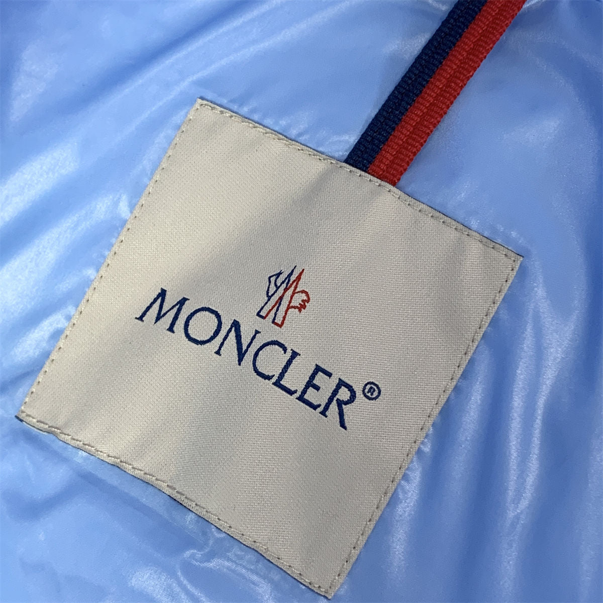 MONCLER NEUES LACKET HELLBLAU 21FW
